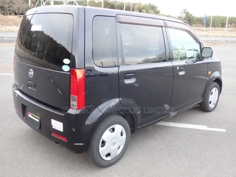 Nissan Otti 2008 Black