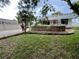 4bdrm Bungalow in Masaki, Kinondoni for rent