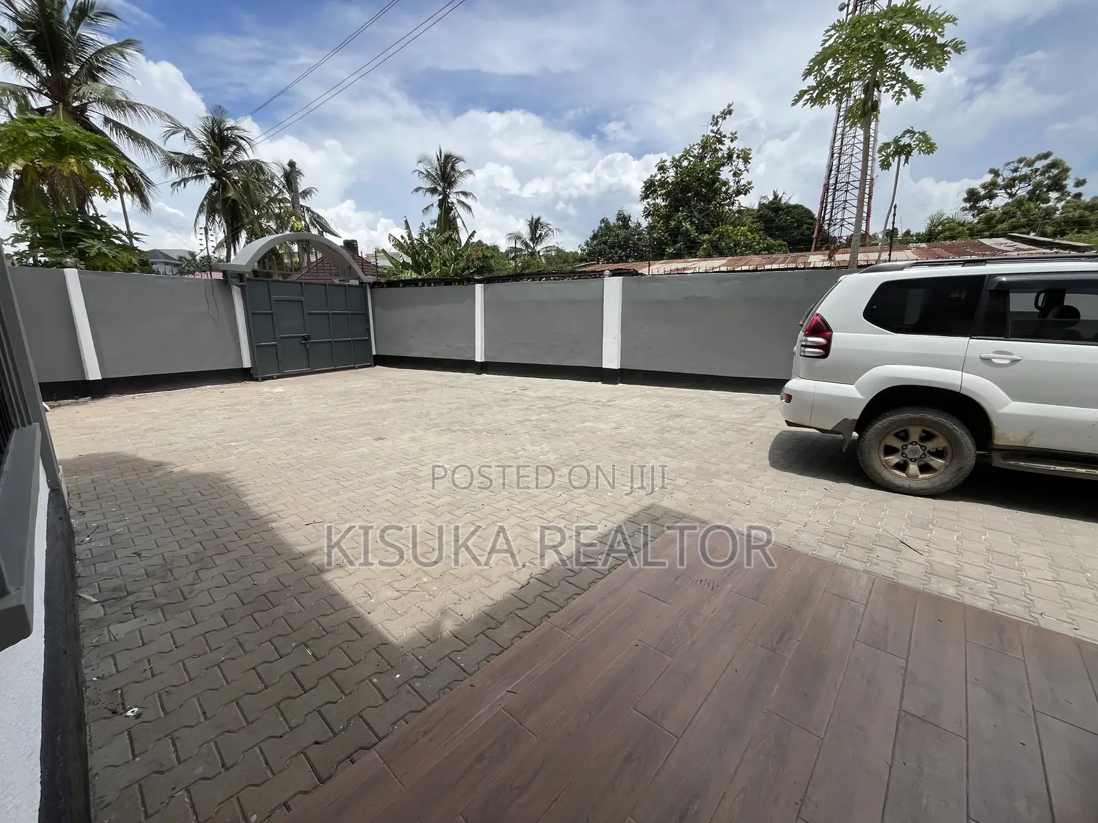 3bdrm House in Msasani, Kinondoni for rent