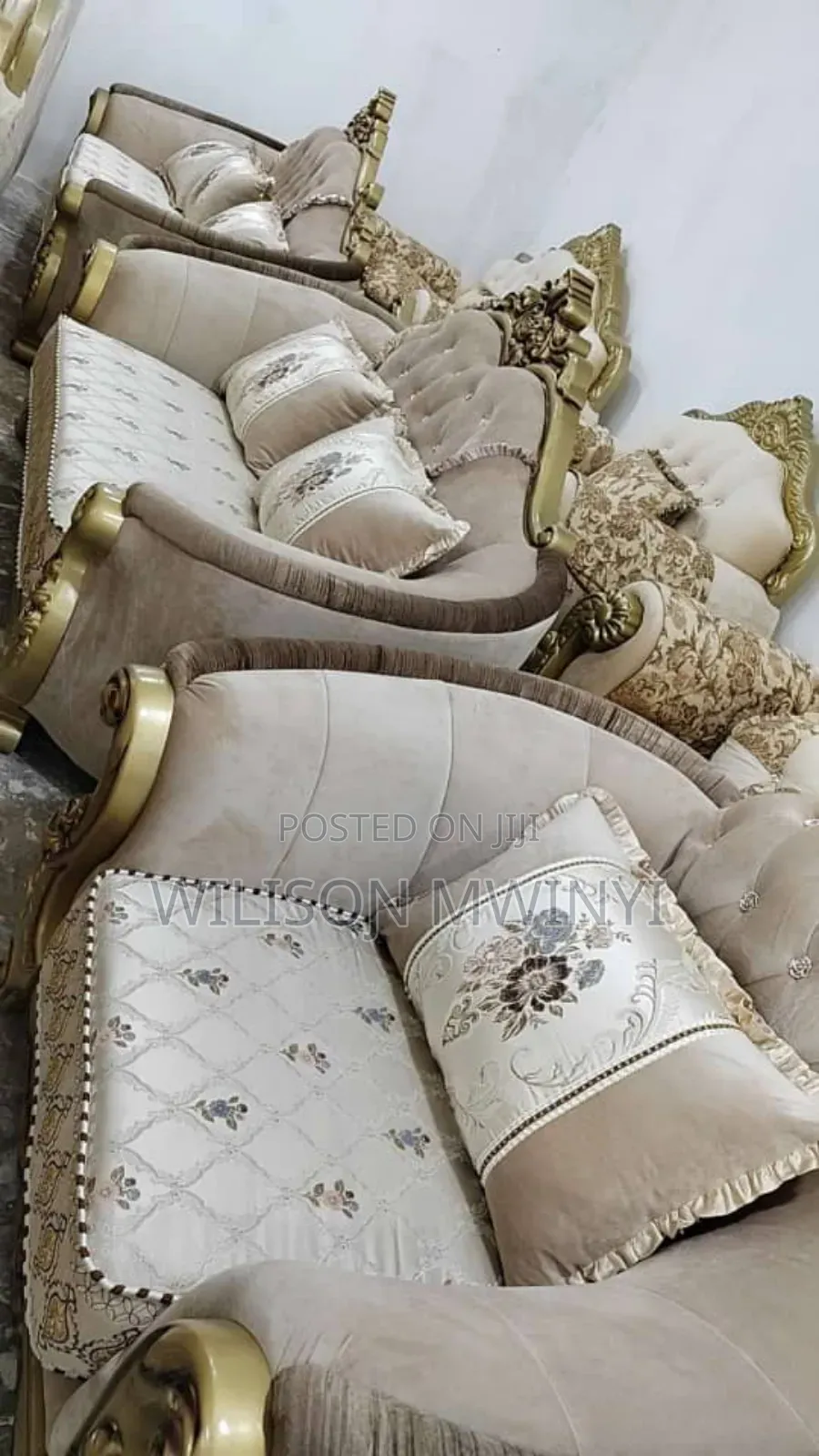 Royal Sofa Set Design