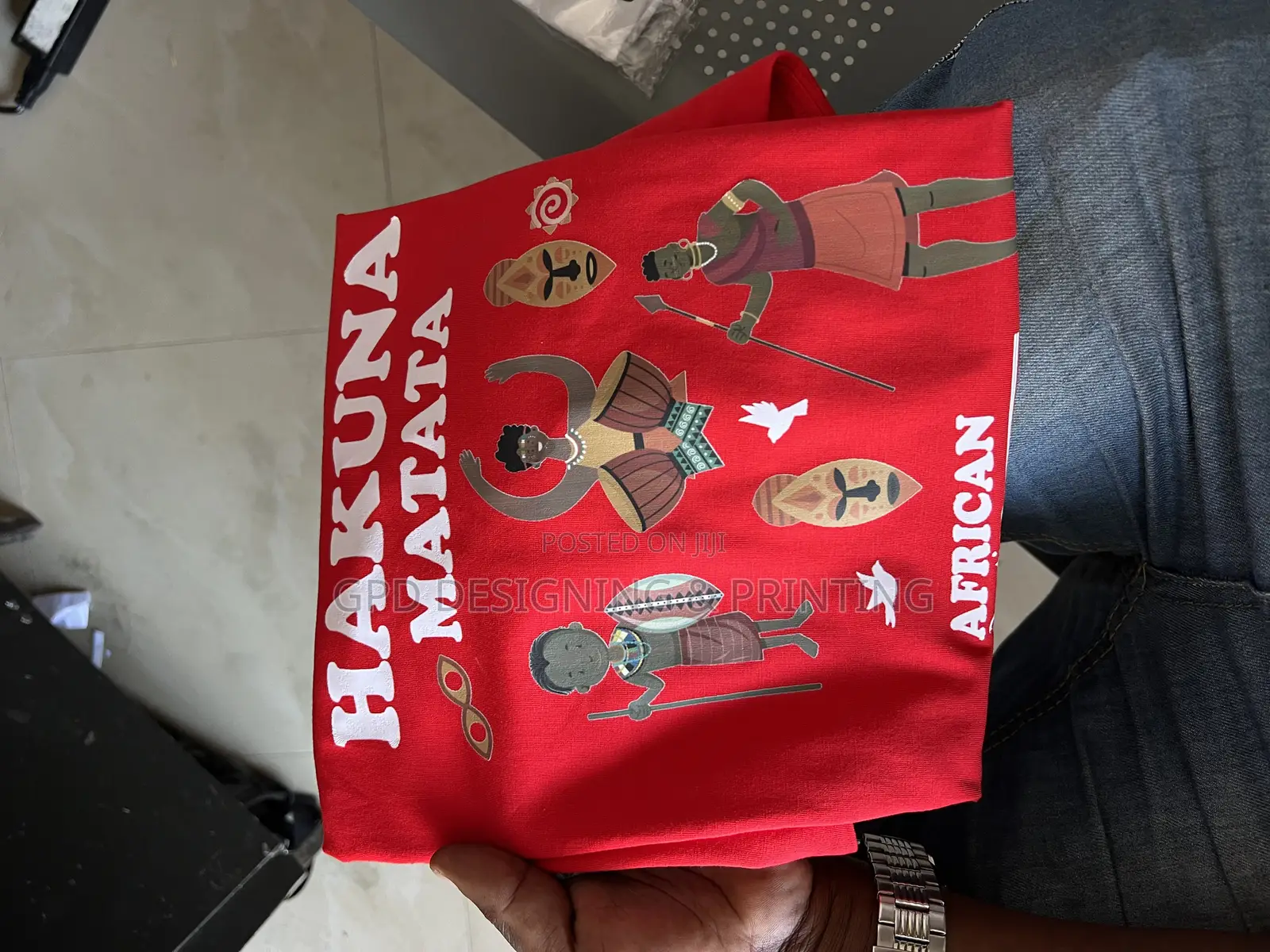 T Shirt Kali Za Kuvutia