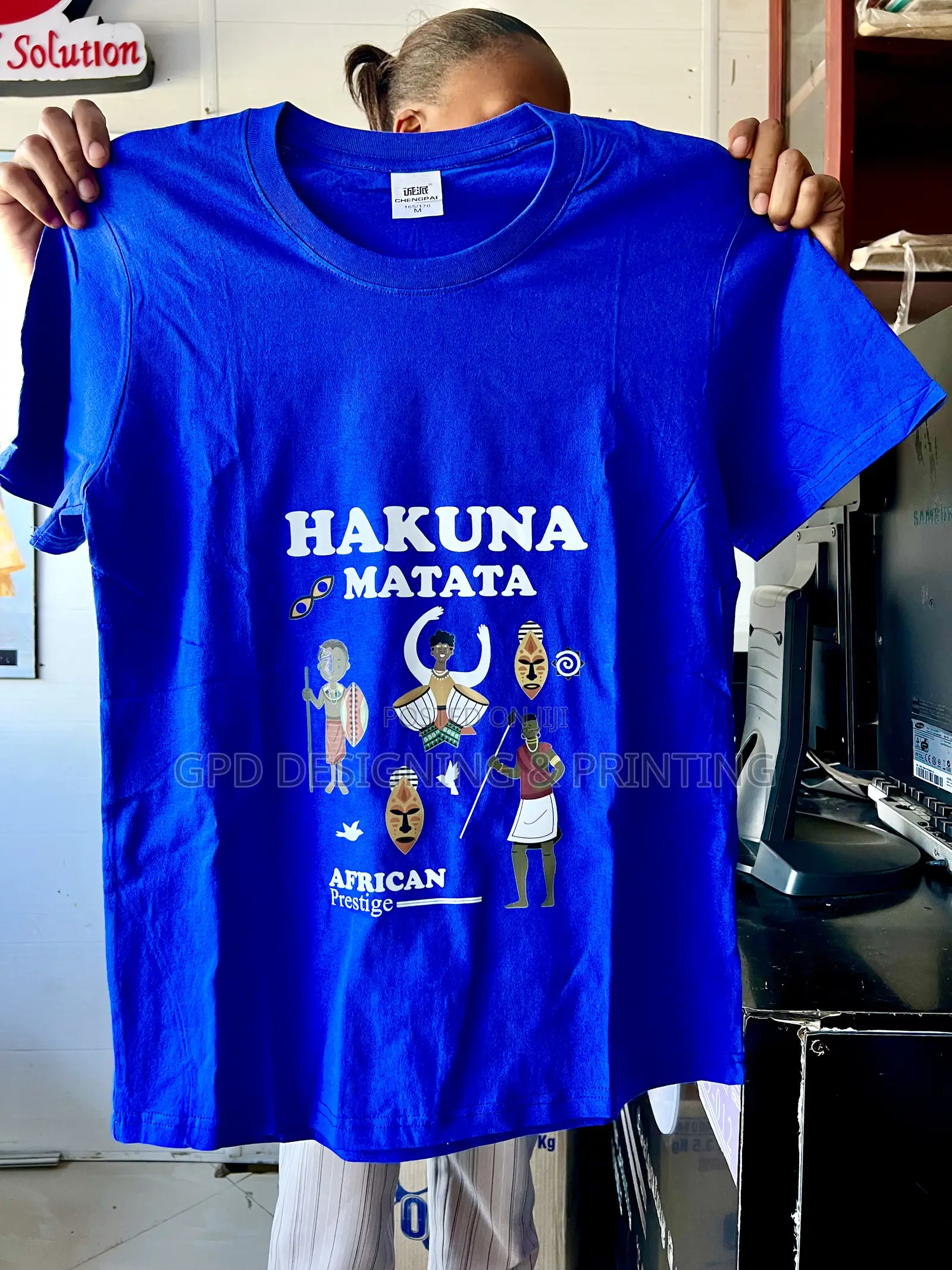 T Shirt Kali Za Kuvutia