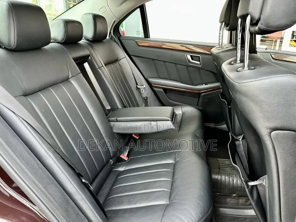 Mercedes-Benz E200 2012 Black