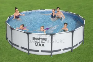 Round Steal Frame Design Swimming Pool