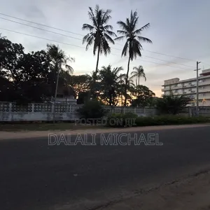 4bdrm House in Mbezibeach for sale