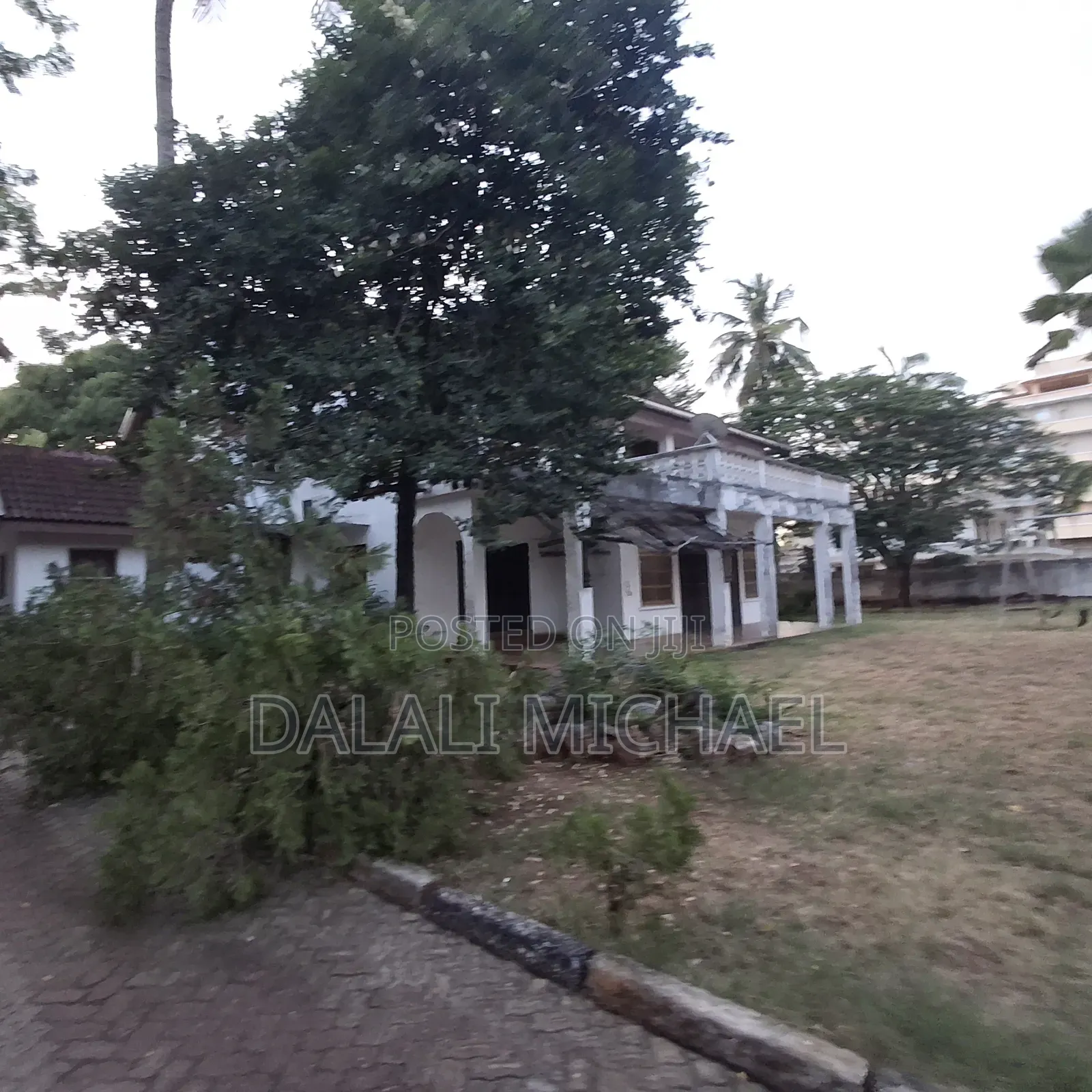 4bdrm House in Mbezibeach for sale