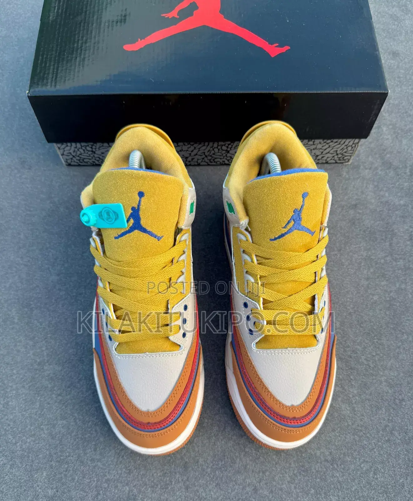 Air Jordan 3 Sneaker