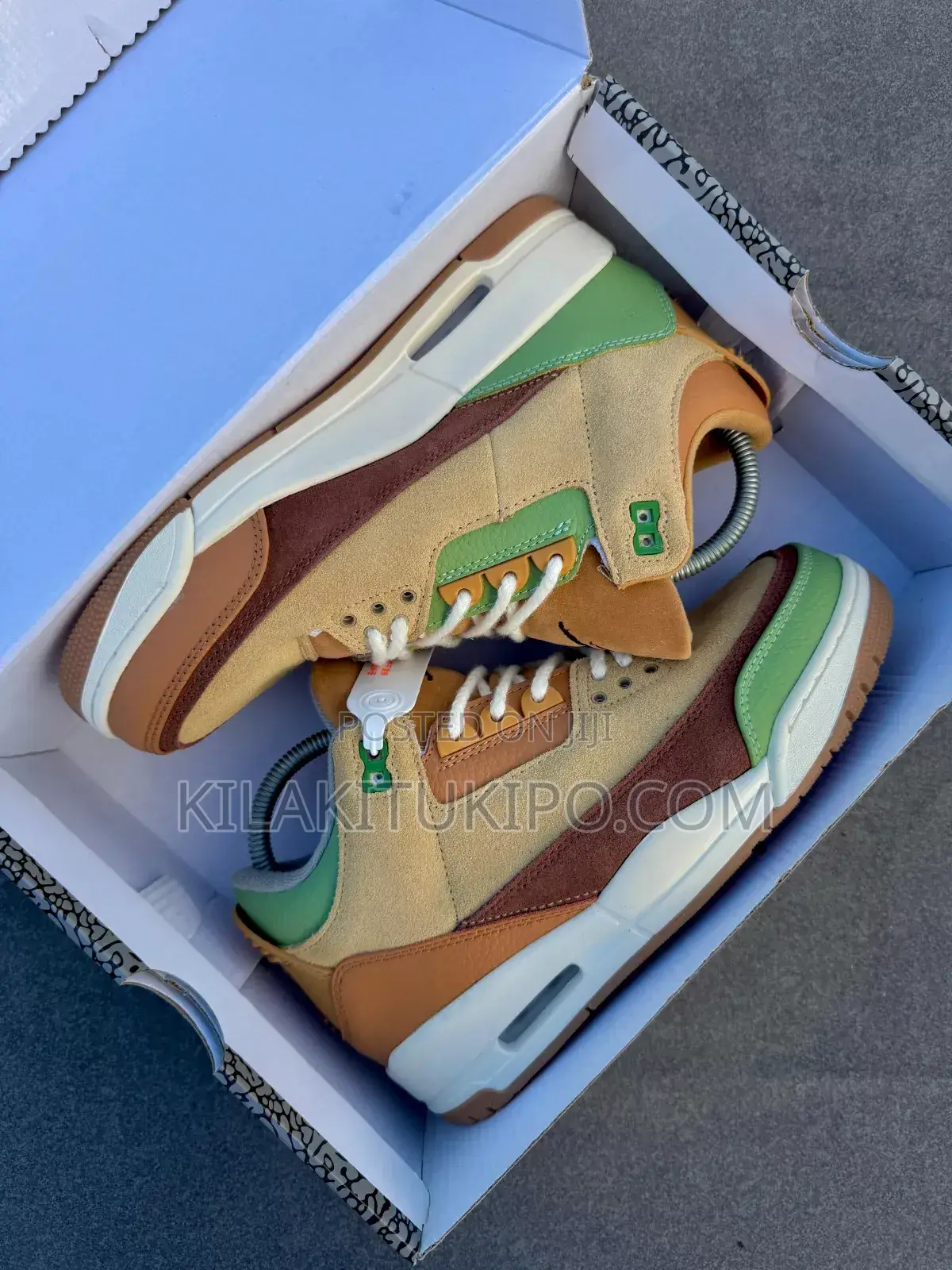 Air Jordan 3 Sneaker