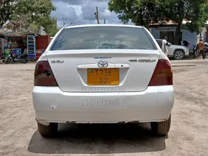 Toyota Corolla 2003 White
