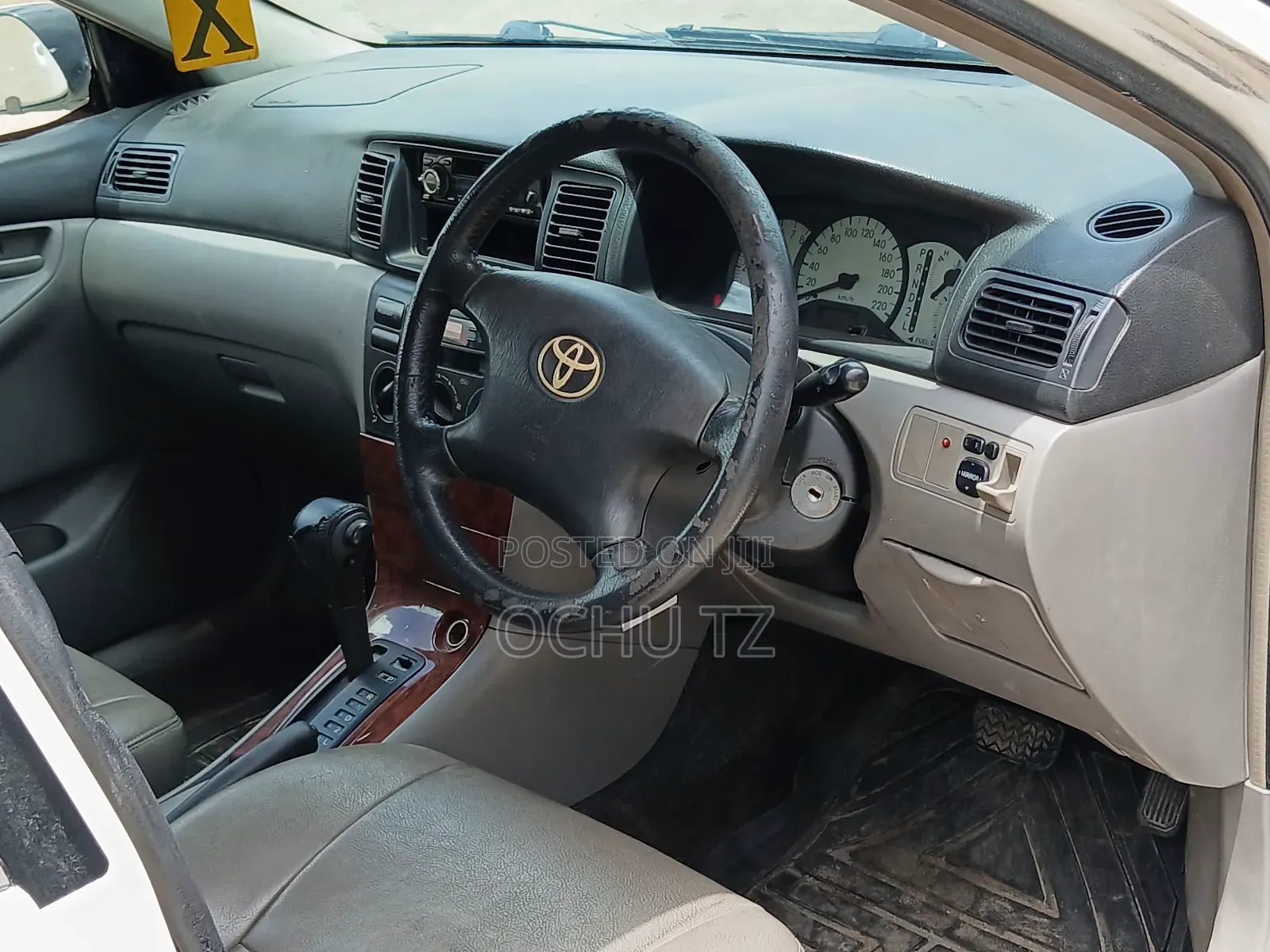 Toyota Corolla 2003 White