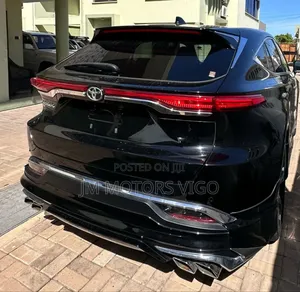 Toyota Harrier 2023 Black
