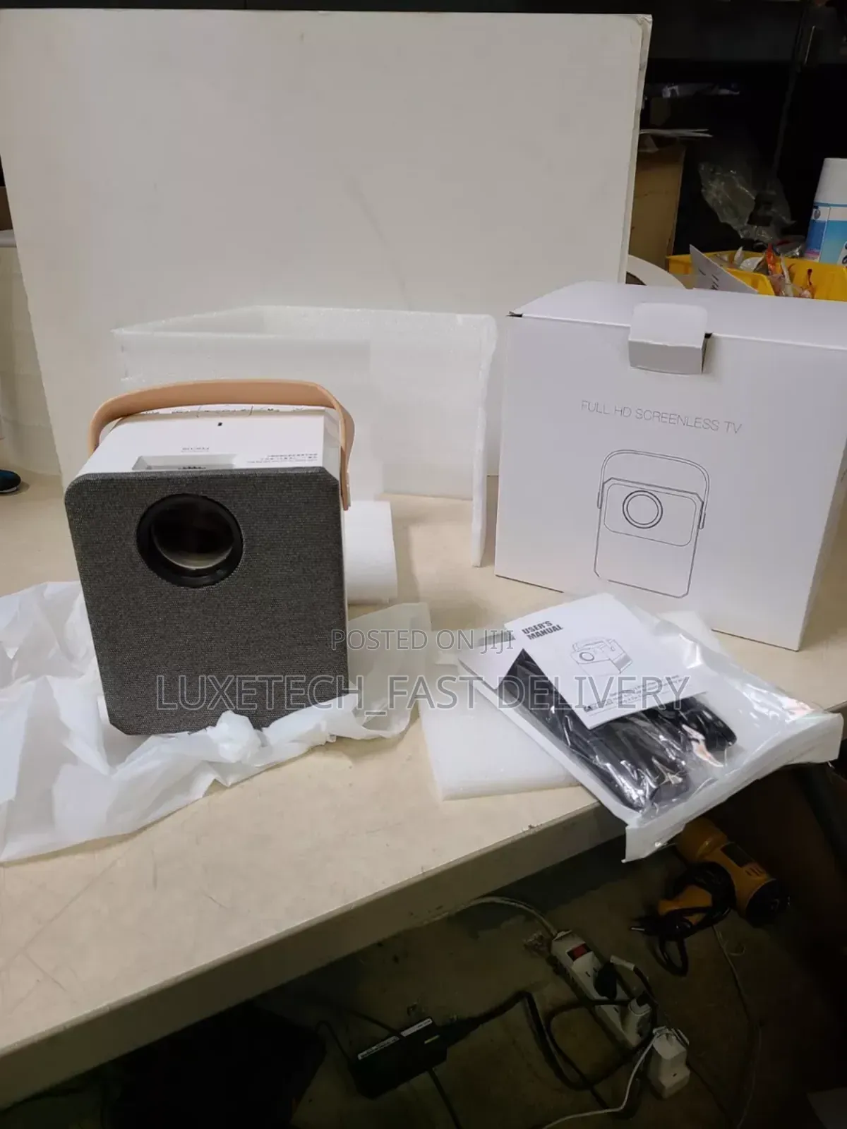 Portable Projector Full Hd Screenless Tv