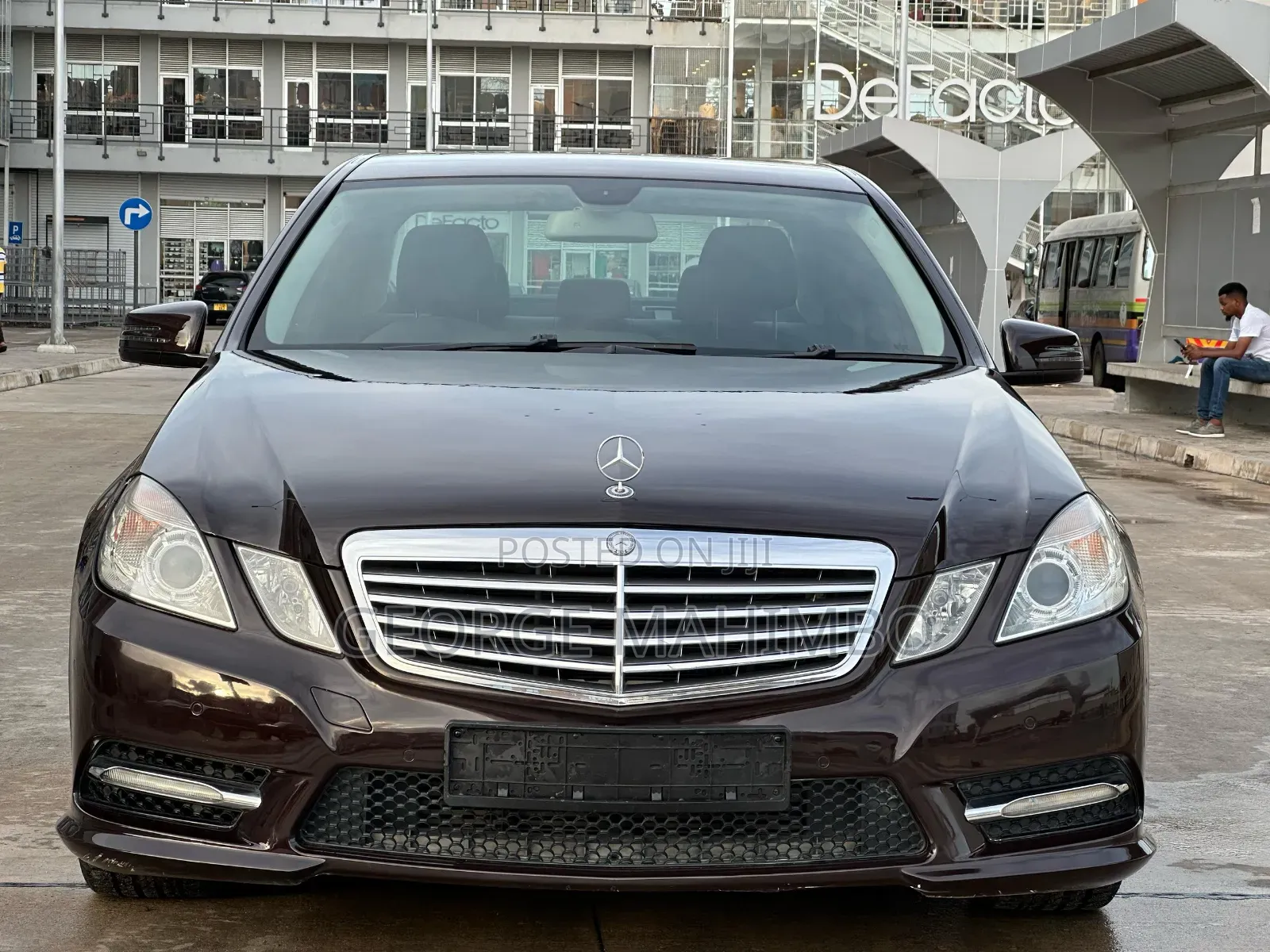 Mercedes-Benz E200 2012 Burgundy