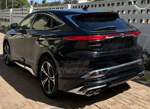 Toyota Harrier 2022 Black