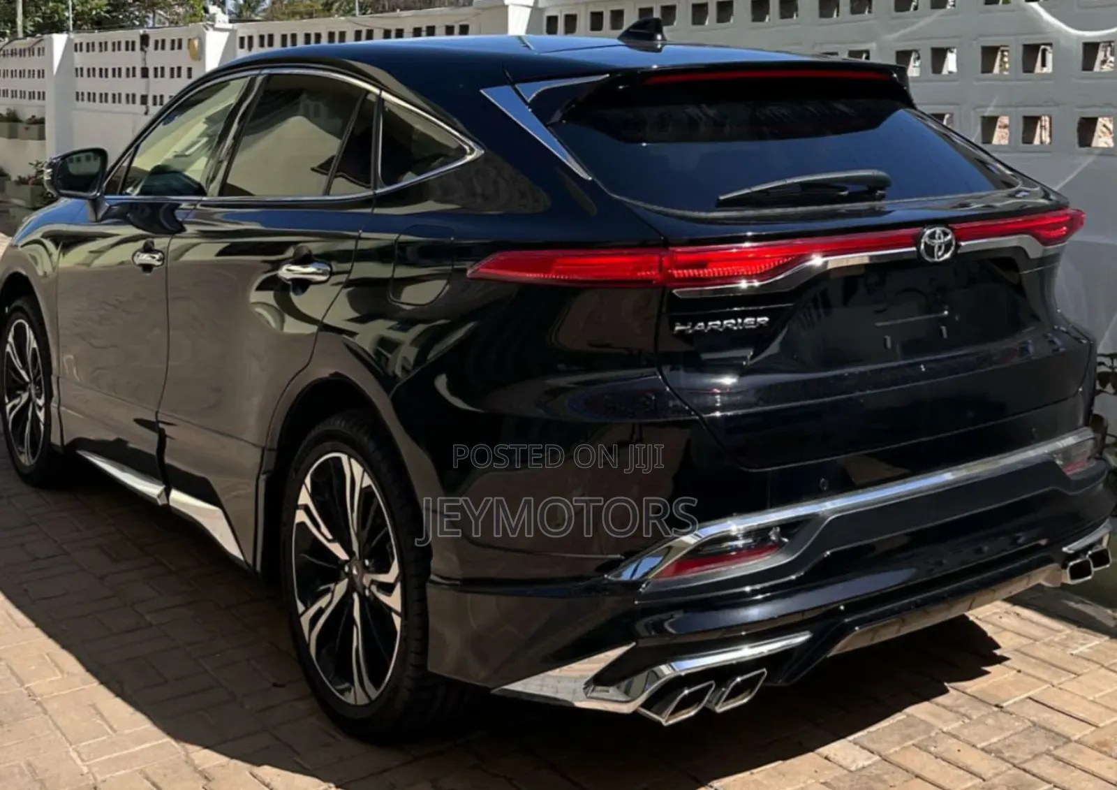 Toyota Harrier 2022 Black