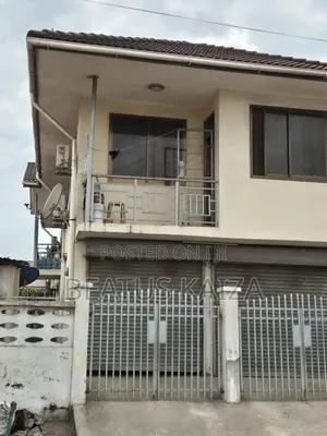 4bdrm Block of Flats in Mwananyamala, Kinondoni for sale