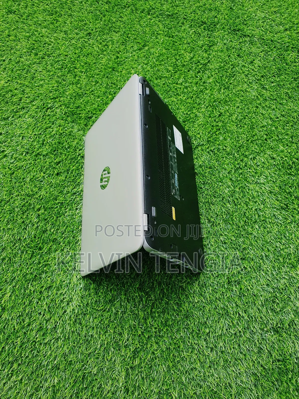 Laptop HP EliteBook 820 G3 8GB Intel Core I3 SSD 256GB