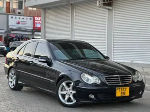 Mercedes-Benz C-Class 2008 Black