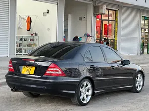 Mercedes-Benz C-Class 2008 Black