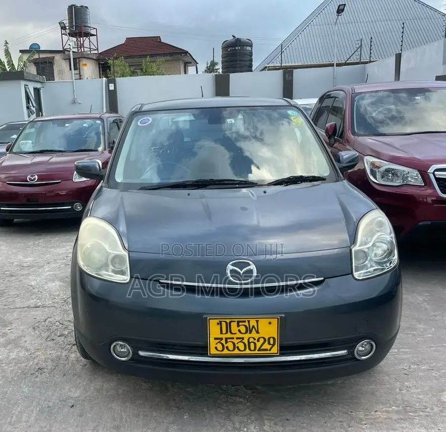 Mazda Verisa 2011 Gray