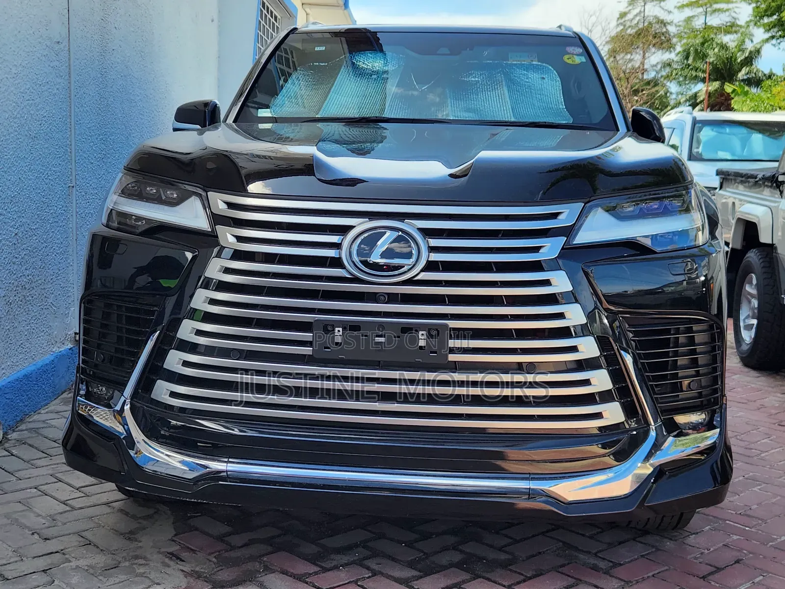Lexus LX 2023 Black