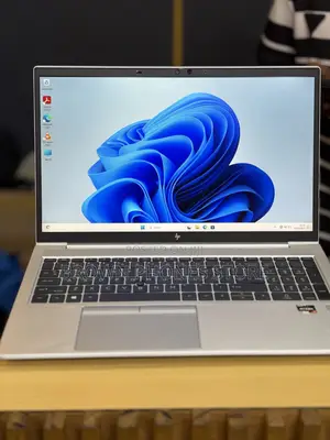 Laptop HP EliteBook 850 G8 8GB AMD Ryzen 7 SSD 256GB