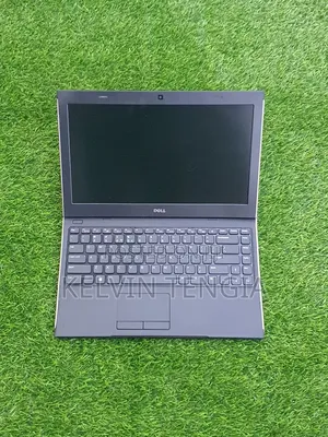 Laptop Dell Latitude 3330 4GB Intel Core I5 HDD 500GB