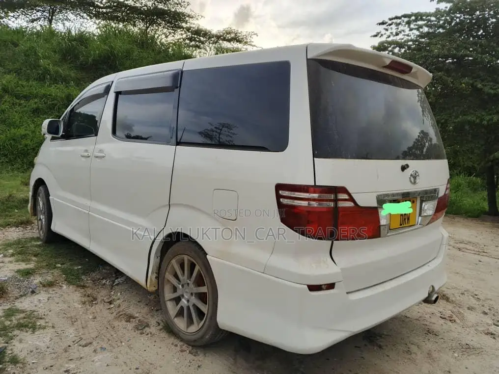 Toyota Alphard 2005 White