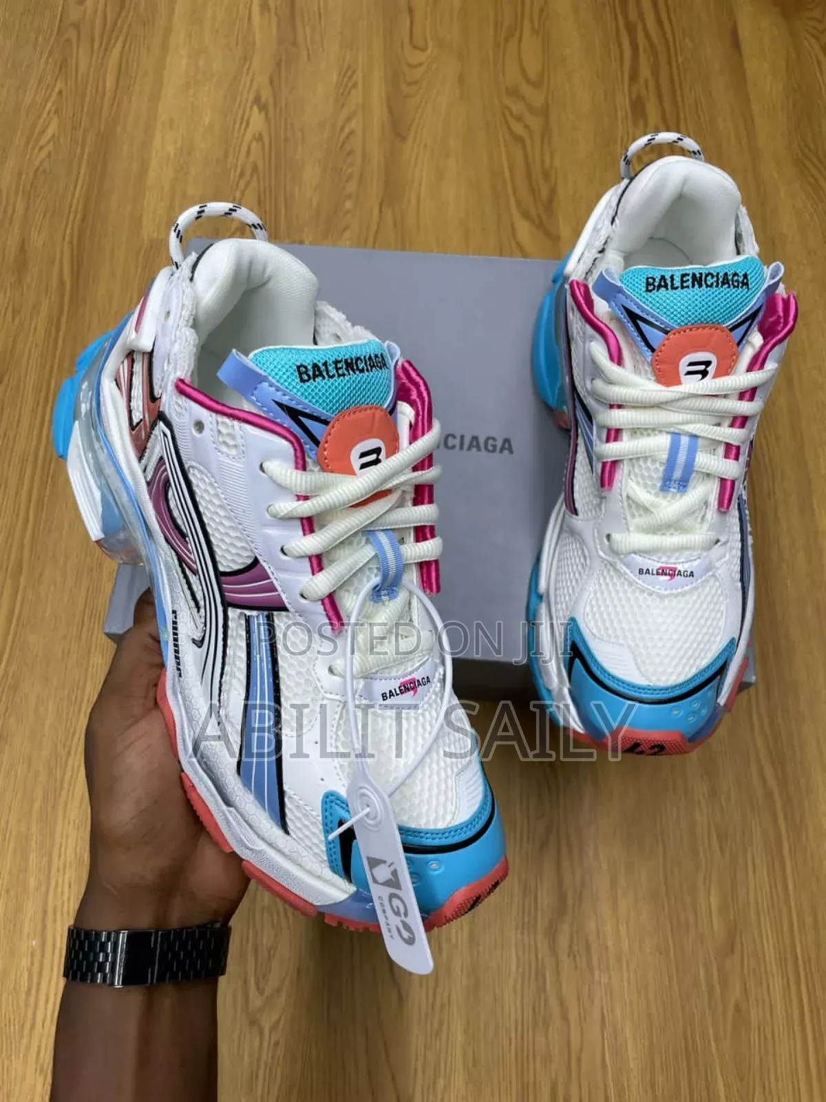 Balenciaga Runner Original.