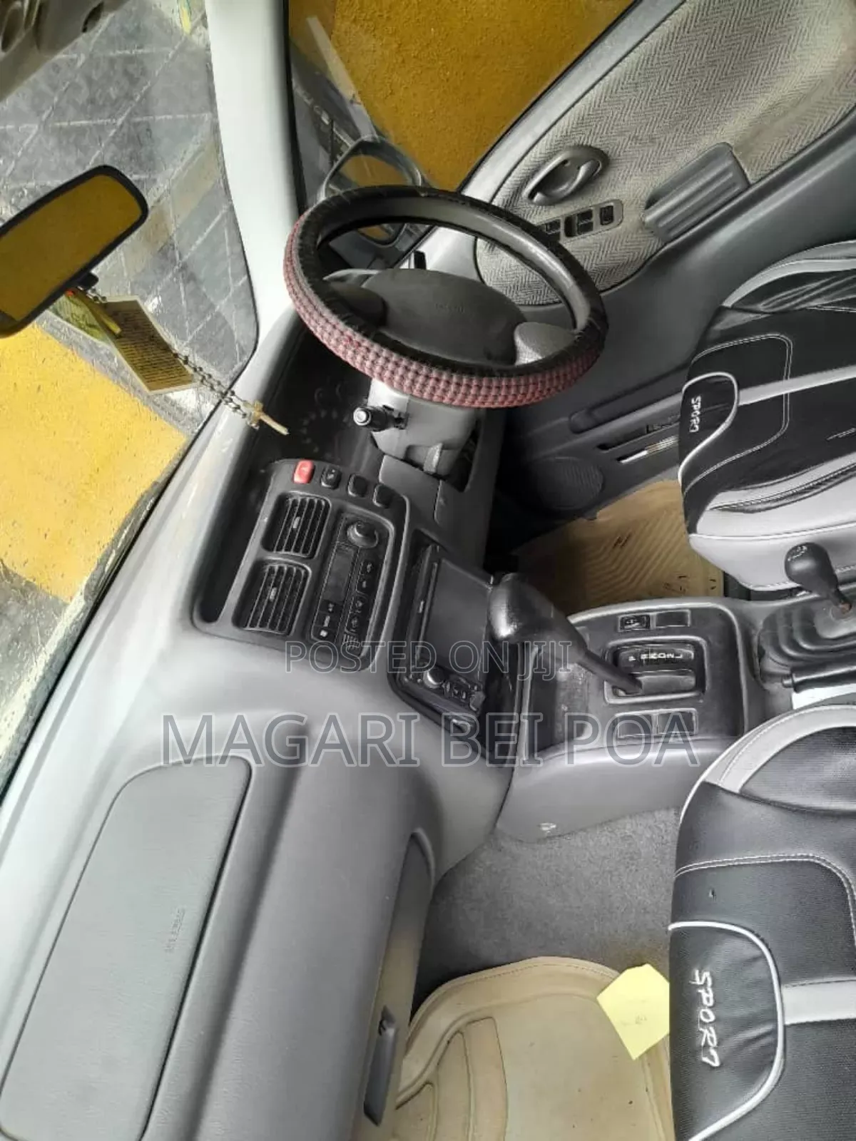Suzuki Grand Vitara 2000 Silver