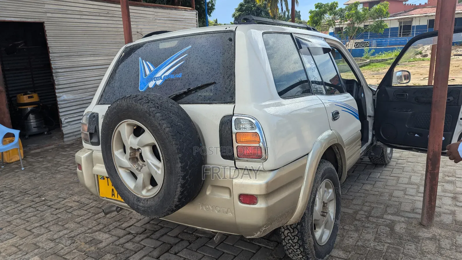 Toyota RAV4 Automatic 2000 Silver