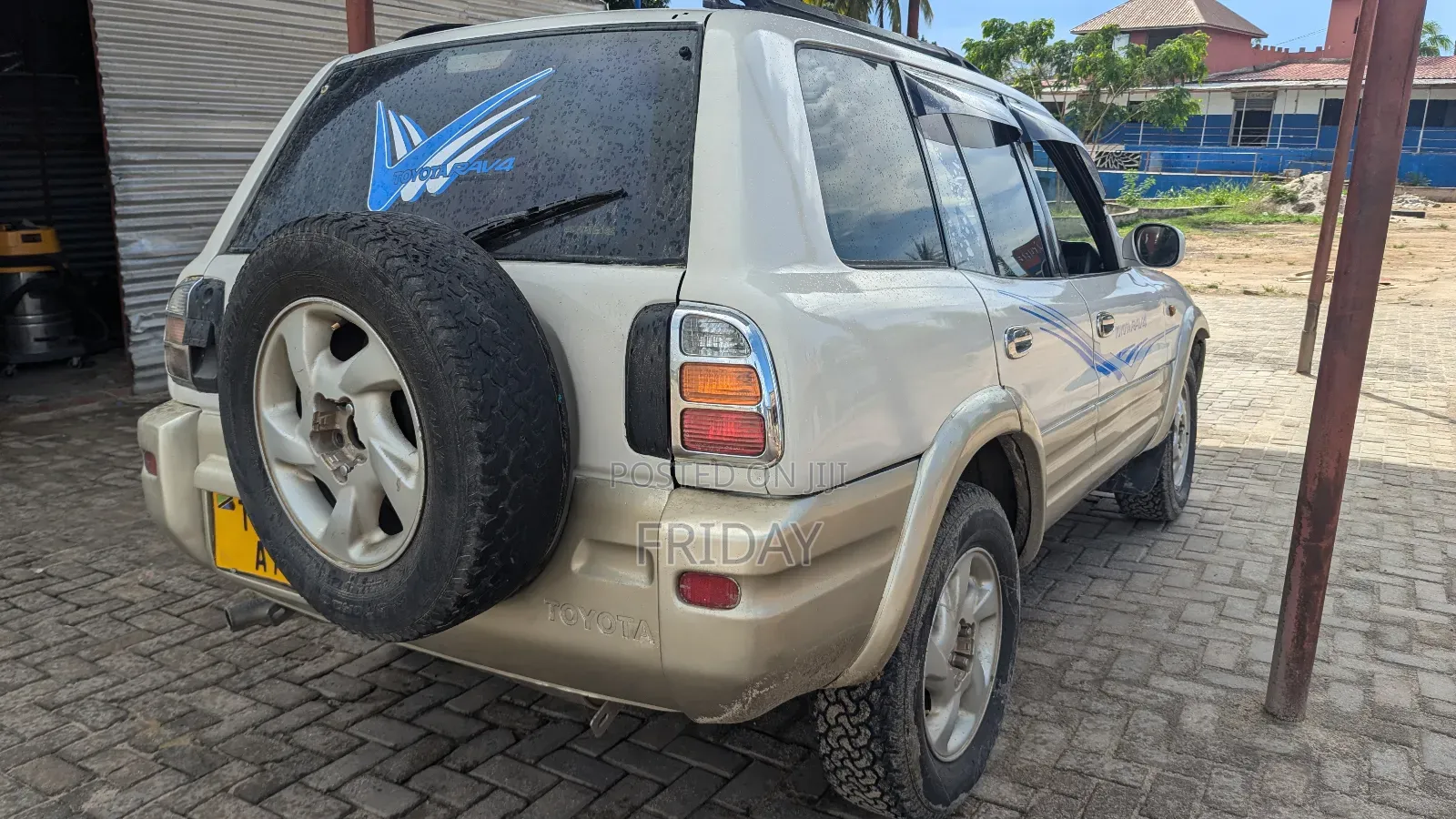 Toyota RAV4 Automatic 2000 Silver