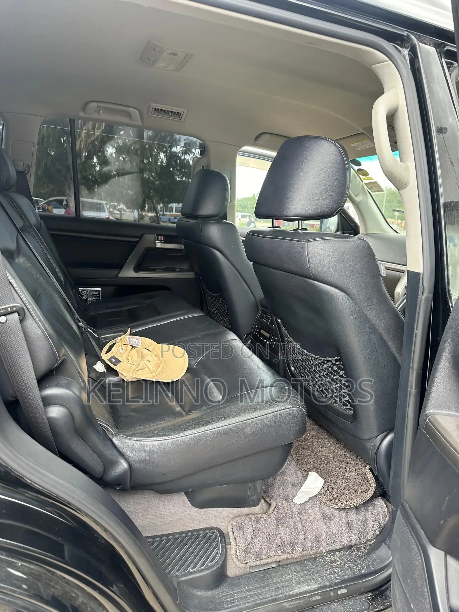 Toyota Land Cruiser 2010 Black