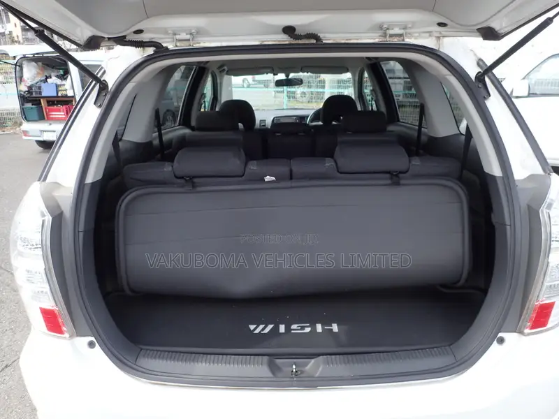 Toyota Wish 2004 Pearl
