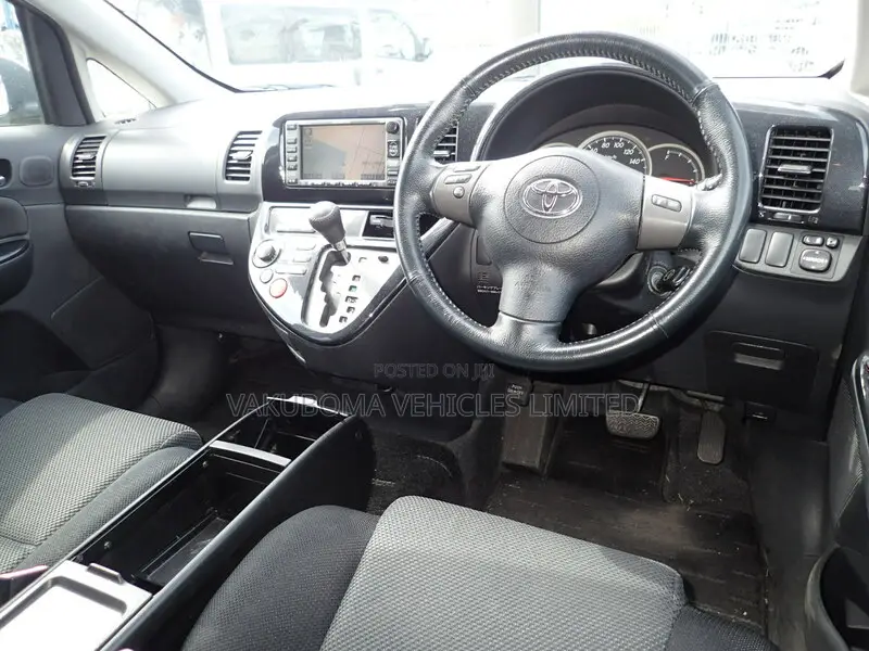 Toyota Wish 2004 Pearl