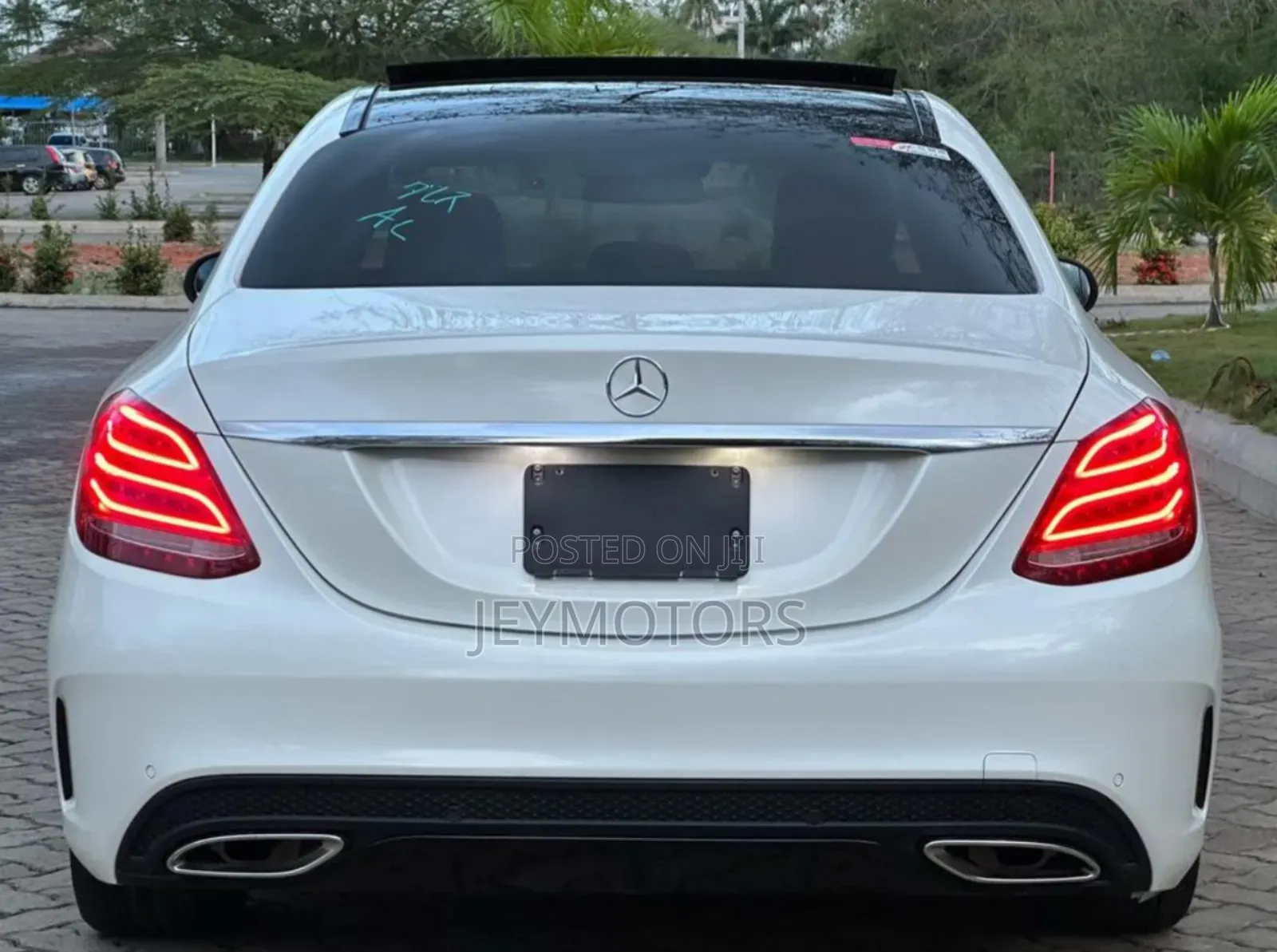 Mercedes-Benz C-Class 2015 Pearl