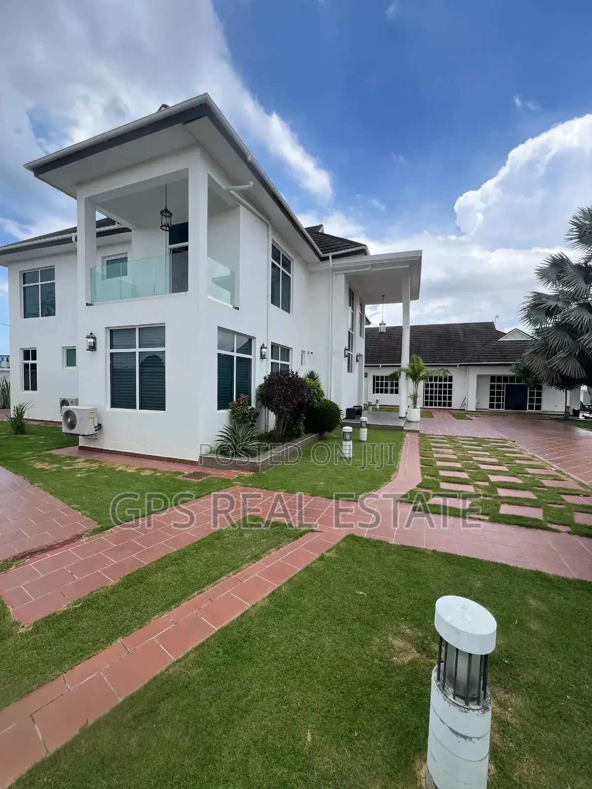 5bdrm House in Mbweni Jkt, Kinondoni for sale