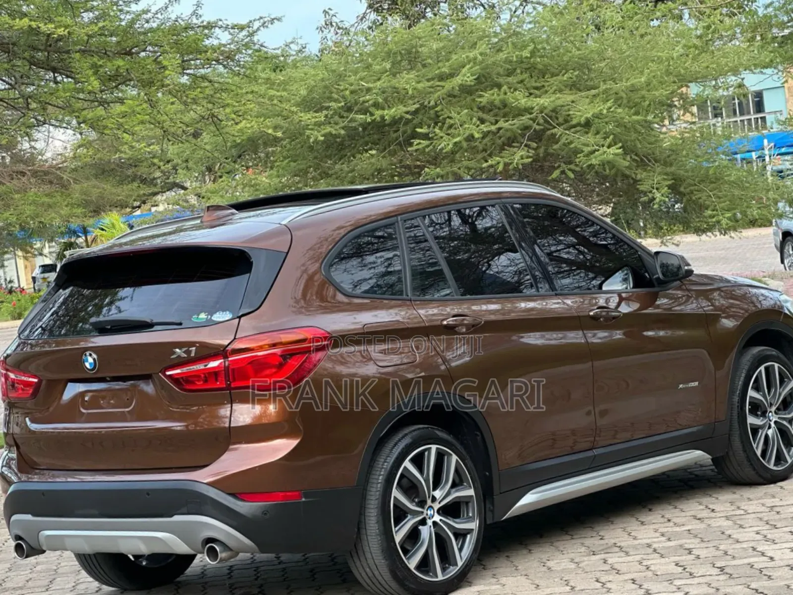 BMW X1 xDrive28i AWD 2016 Brown