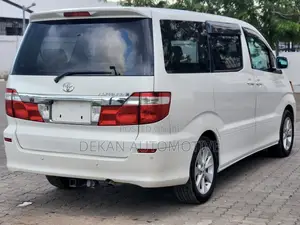Toyota Alphard 2.4 Petrol FWD 2004 White