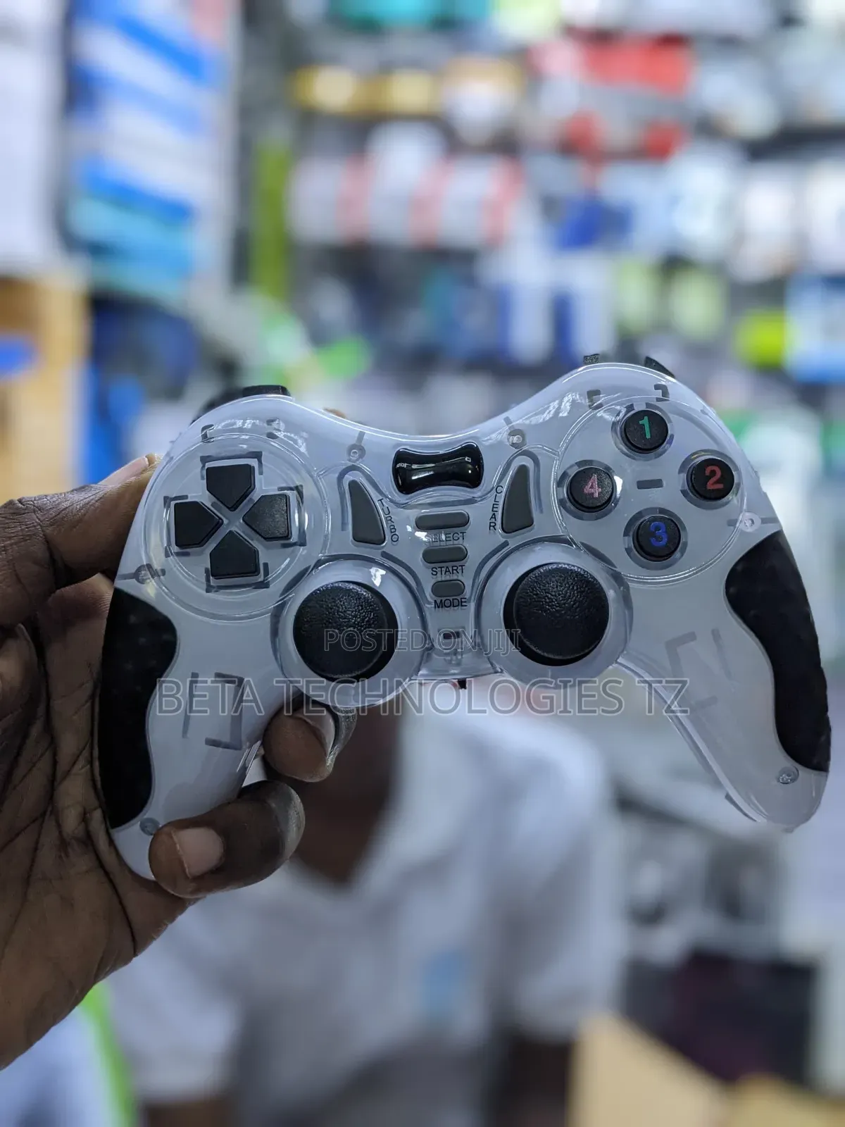 Wireless Game Pad
*Make*: 6 in 1 Pro