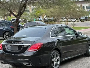 Mercedes-Benz C200 2015 Black