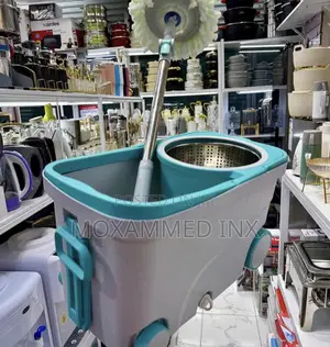 Mopper With Stainless Steel Draining Hole