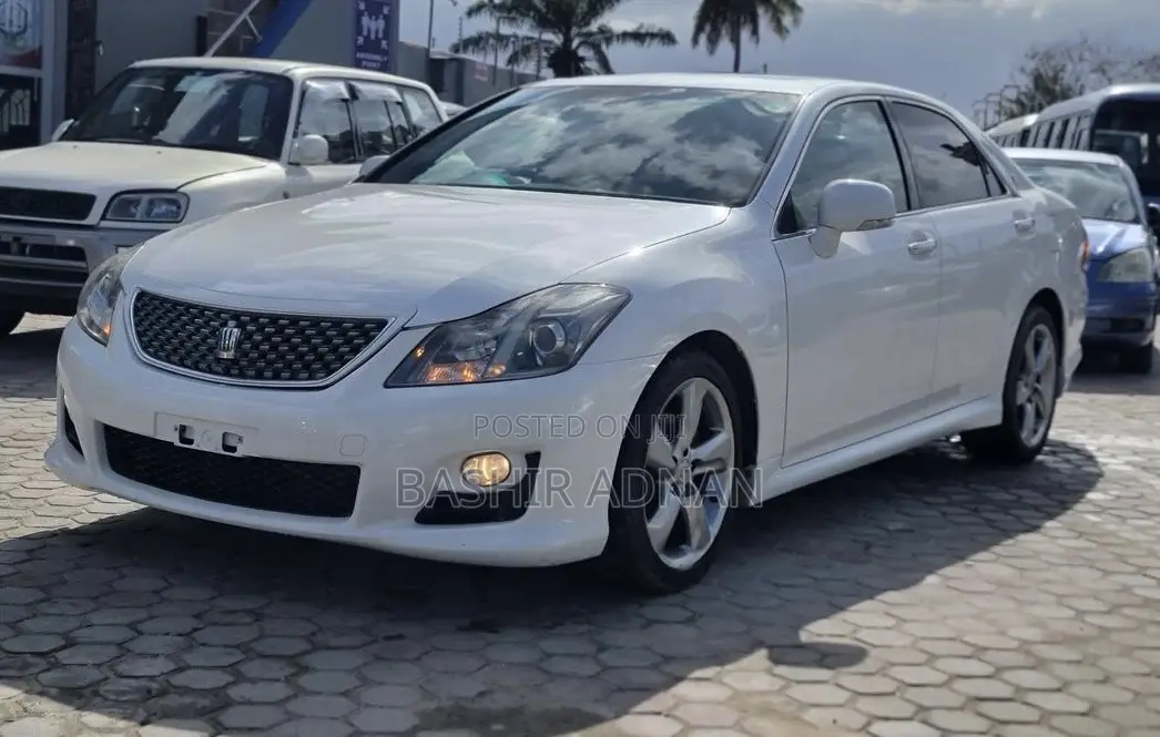 Toyota Crown 2008 Off white