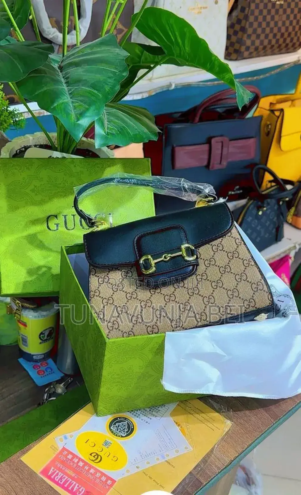 Gucc Handbag