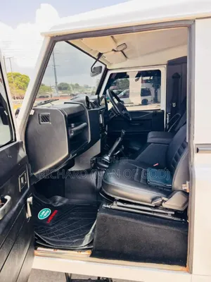 Land Rover Defender 2015 White