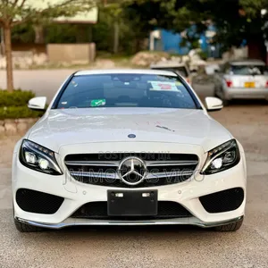 Mercedes-Benz C-Class 2014 Pearl