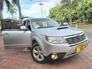 Subaru Forester 2011 Silver