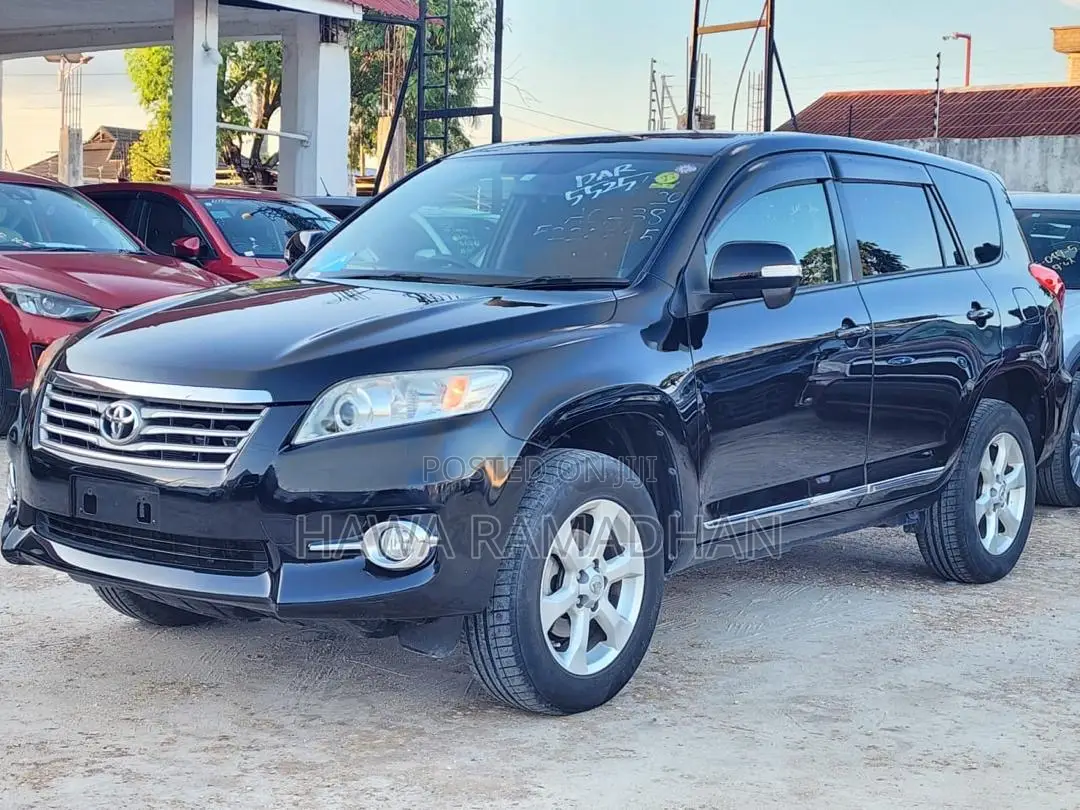 Toyota Vanguard 2012 Black