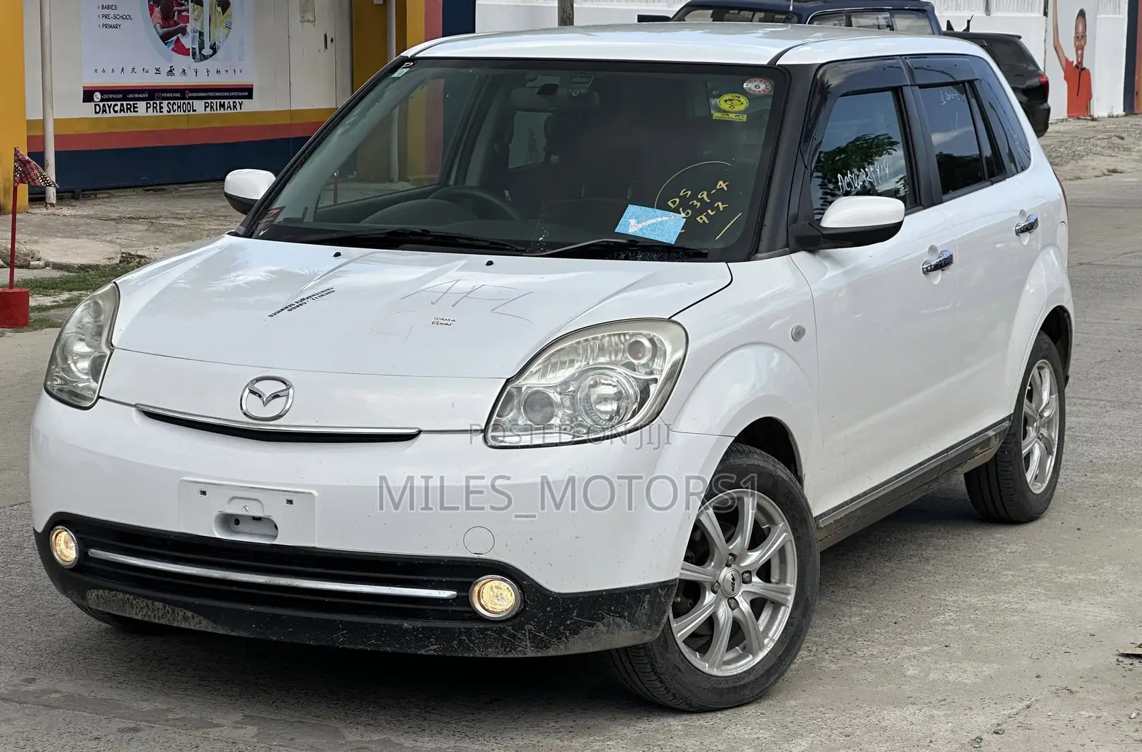 Mazda Verisa 2008 White