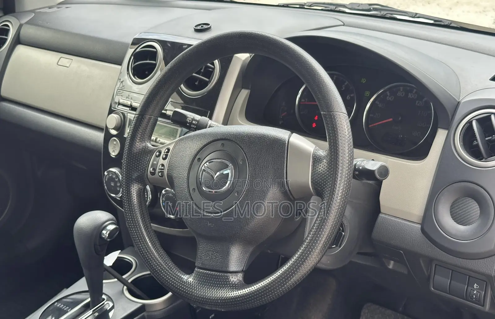 Mazda Verisa 2008 White